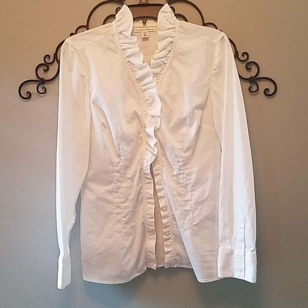 Banana Republic size 12 shirt